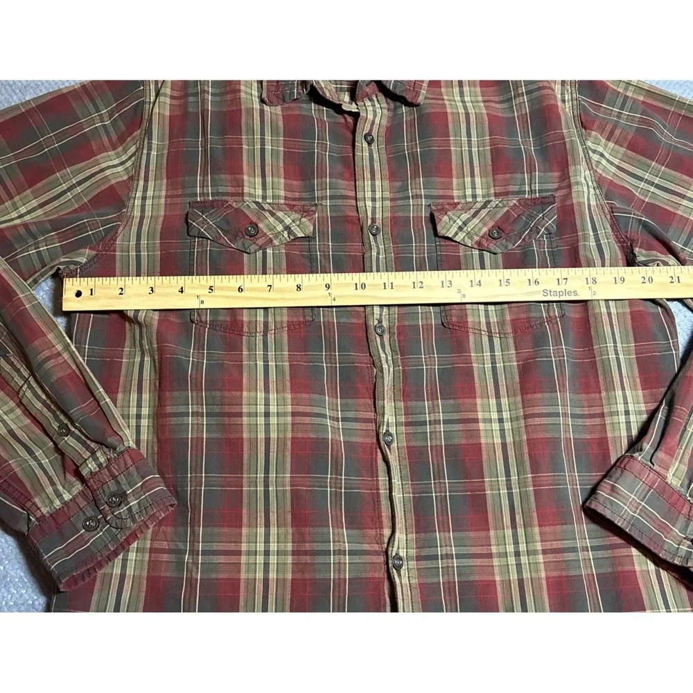 The North Face Men's Plaid Button Down Size Large